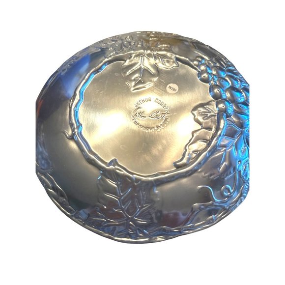 Arthur Court Grape and Leaf Design 7.5” Serving Tray - Picture 4 of 5